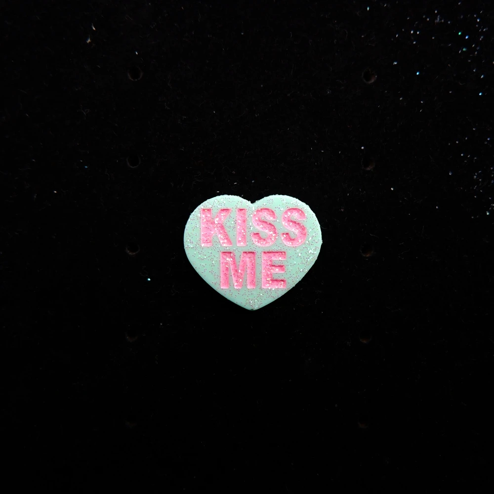 10 шт смолы Kiss Me сердце ремесла плоская спина Кабошон Скрап заказ украшения