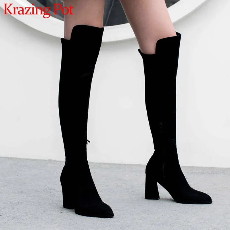 Krazing Pot/растягивающиеся сапоги из флока на очень высоком каблуке; женская зимняя повседневная обувь на молнии сбоку с круглым носком; сохраняющие тепло высокие сапоги до бедра; L44