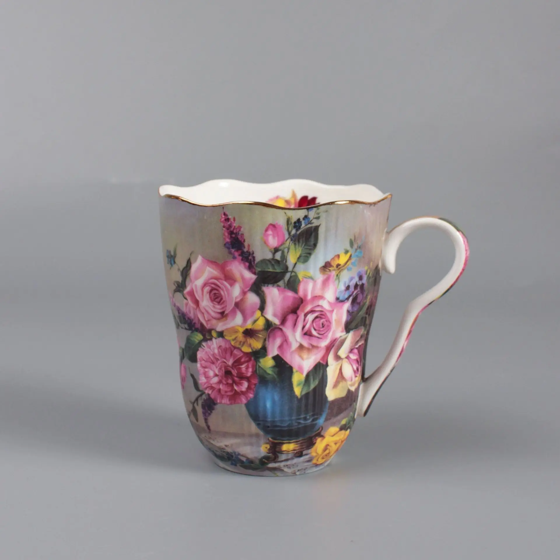 

Кофейная чашка Tiaking розового цвета