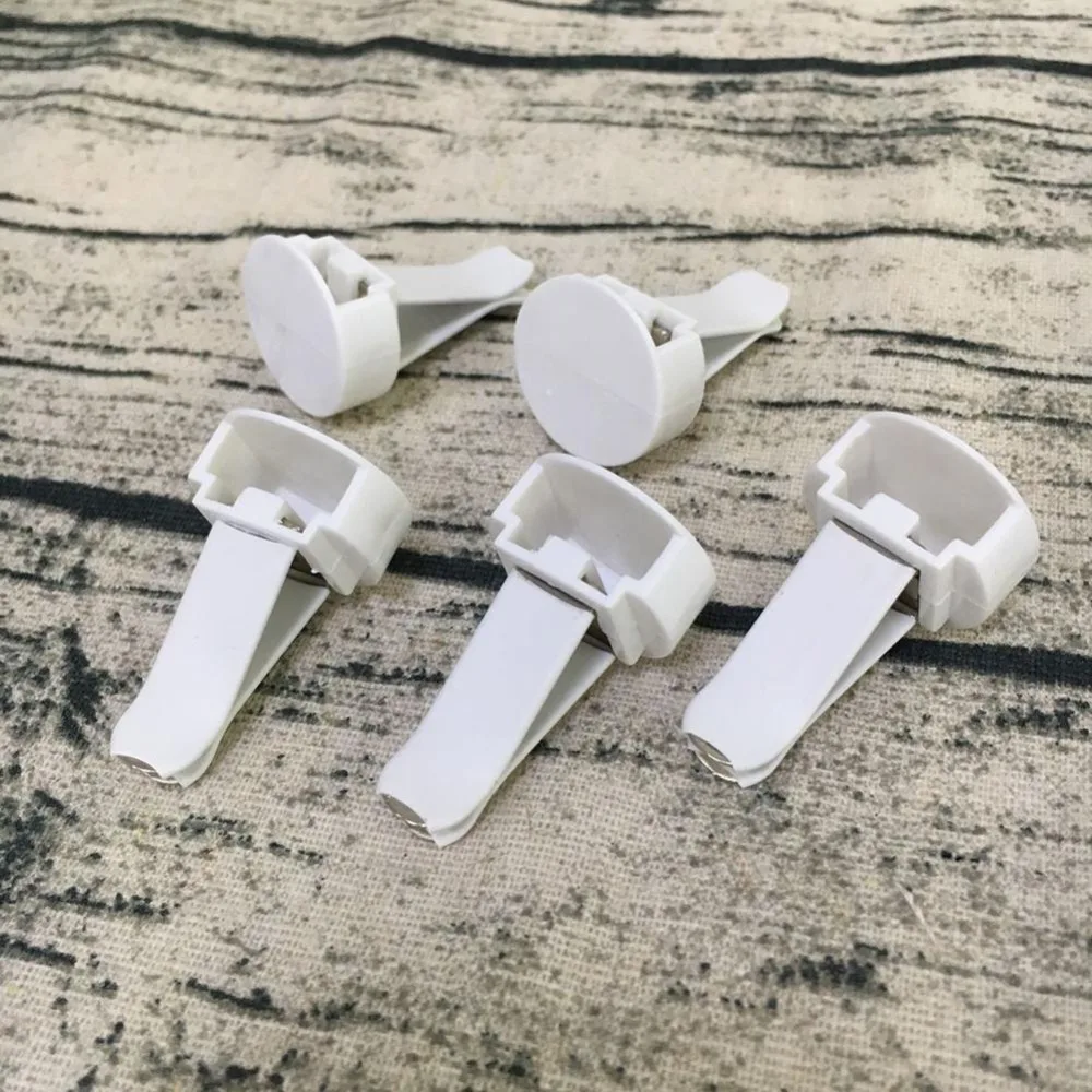 2 шт./пакет на выходе воздуха автомобиля Ароматические стержень автомобильной