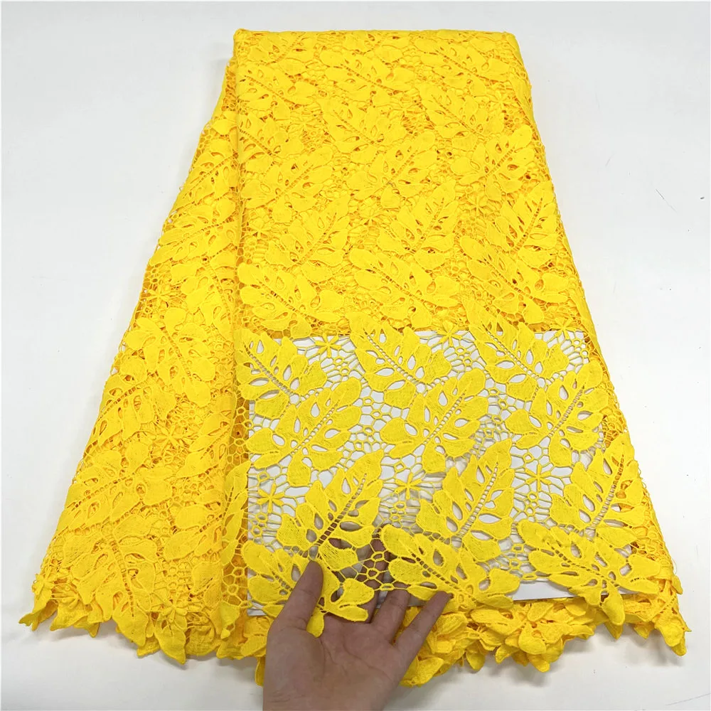 

Very Textured Water Soluble Soft Skin Guipure Lace Embroidery Maple Leaf Cord Modern Traditional African Inspire Fabric W876