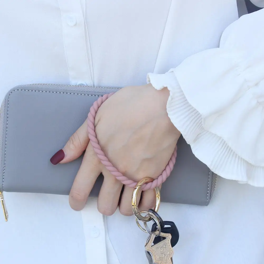 Лидер продаж мягкая крученая силиконовый браслет цепочка для ключей женщин