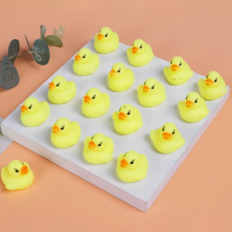 

20Pcs/lot Summer Swimming Pool Float Toys Swim Ring Rubber Ducks Pool Inflatable Floating Ducks Toy for Pool Party Toy Adult Kid