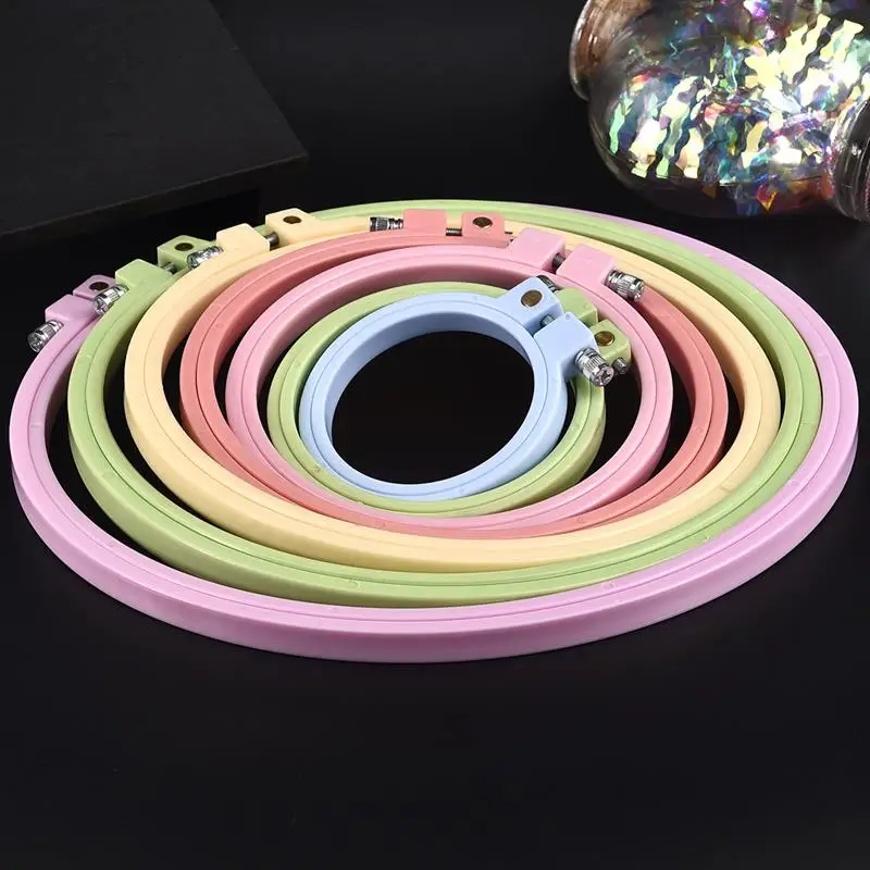 

Sewing Tool Round Bamboo Embroidery Hoops Frame Set Plastic Embroidery Hoop Rings For DIY Cross Stitch Needle Craft Tool