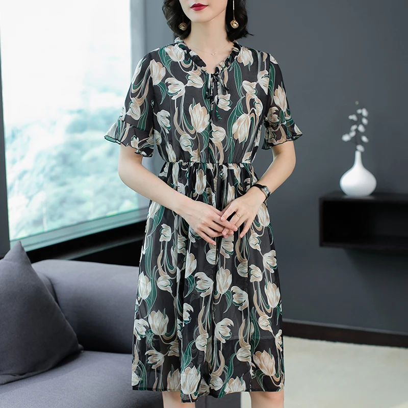 Женское летнее пляжное платье в стиле бохо элегантное средней длины с цветочным