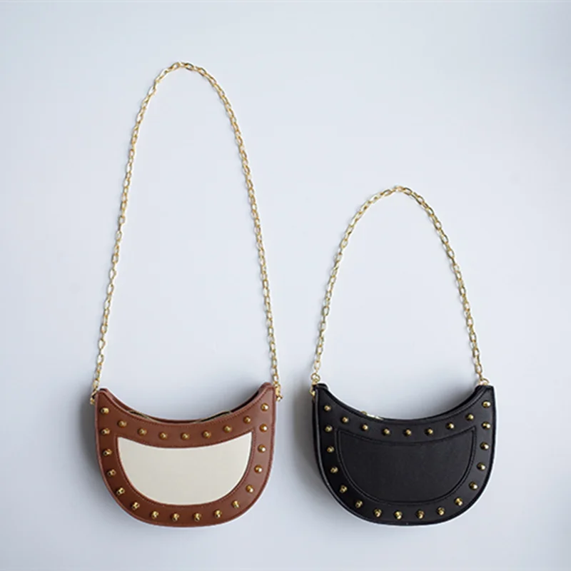 

Rivet Half Moon Crossbody Bag for Women 2020 Trend Popular One Shoulder Messenger Chain Bag Ladies Fashionable Purse Louis Brand