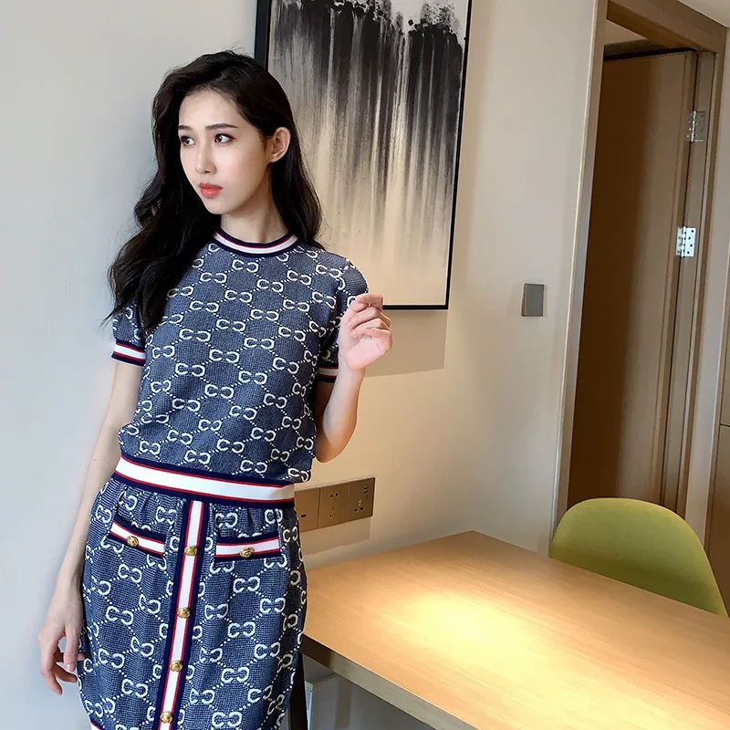 

Celebrity style new jacquard pattern short sleeve Knitted Top Button skirt summer high end temperament suit for women
