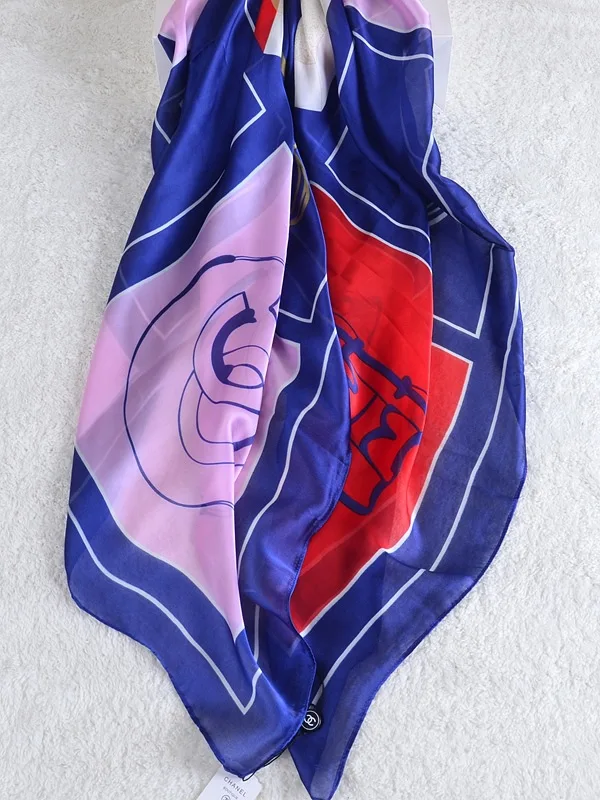 New elegant temperament large square scarf silk sunscreen shawl |