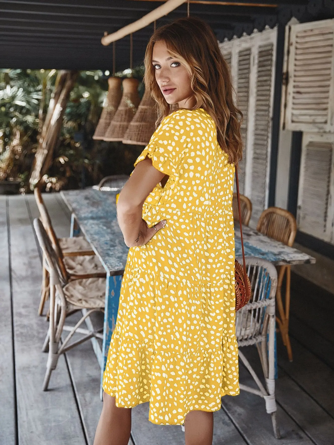 

2021 original designer brand 2021 spring dress with lotus leaf sleeve polka dot light cooked dress girl