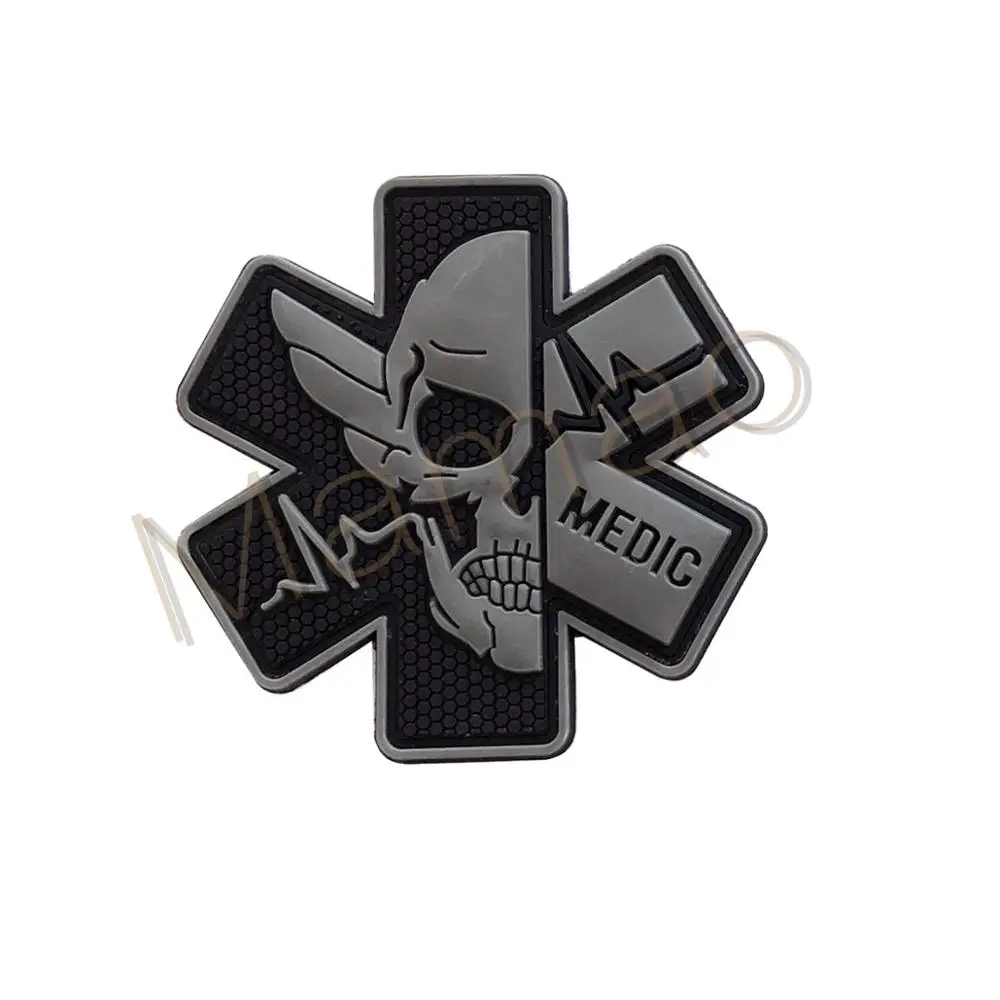 black and gray 3D ПВХ резиновая медицинская нашивка фельдшер медицинский пластырь EMT медицинская помощь Боевая тактическая череп военные застежки-крючки значок - Цвет: black and gray