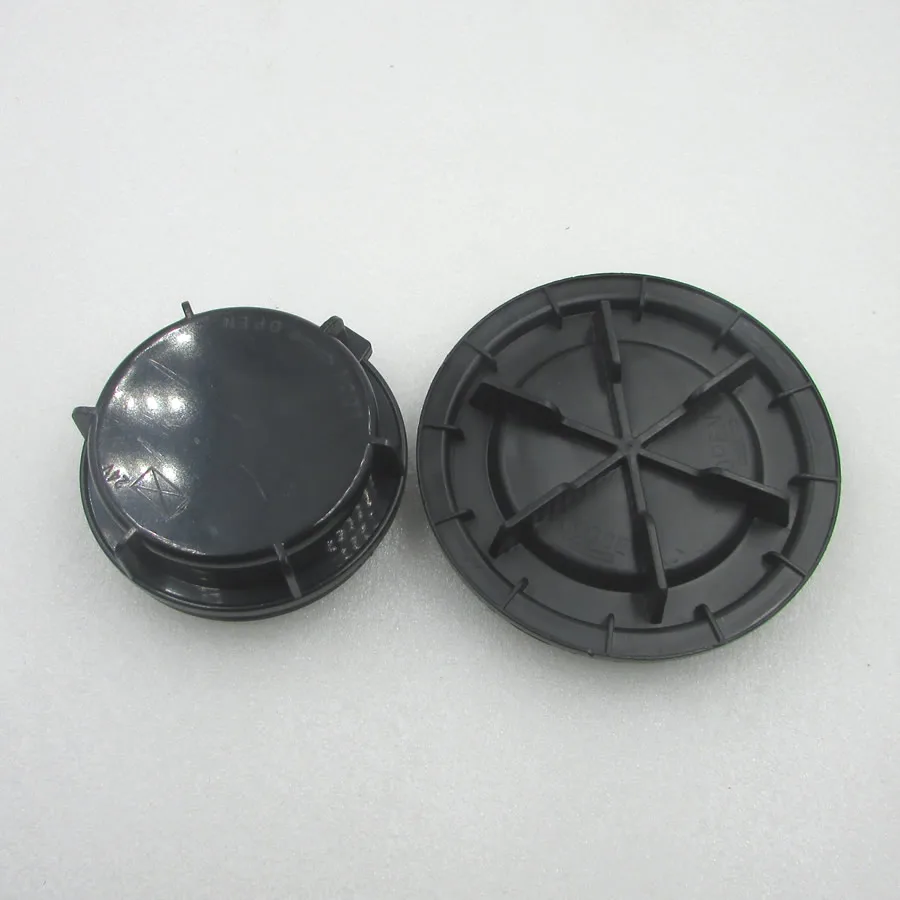 пылезащитная крышка фары kia rio пылезащитная крышка фары kia rio. задняя заглушка mazda 6. колпачок фары ближнего света. отражатель ближнего света калина. резиновая заглушка фары 70 мм.