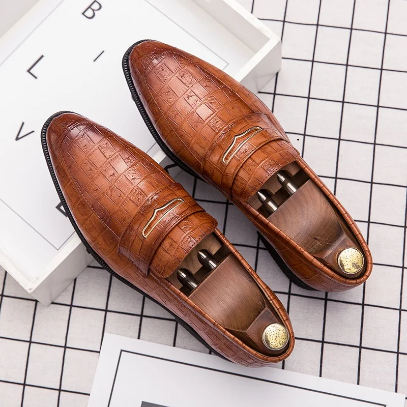 

Skin Shoes Fashion Trend Moccasins For Men Men's Loafers Big Size Piergitar Shoes Hippie Male Casual Leather Formal Luxury Black