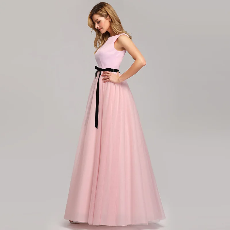 Женское вечернее платье без рукавов It's Yiiya черное ТРАПЕЦИЕВИДНОЕ ПЛАТЬЕ до пола