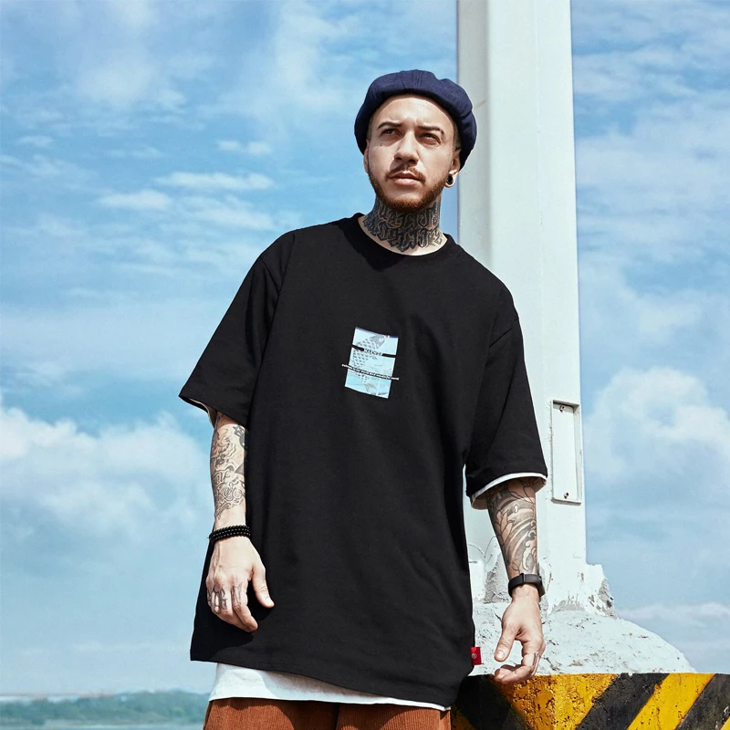 

ELKMU Harajuku Carp Print T-shirt Men Streetwear Fashion Tshirt Summer Short Sleeve Tops Tees Mens Oversize Shirt Cotton HM028