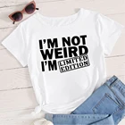 Женская Футболка с коротким рукавом, круглым вырезом и надписью Я не странно