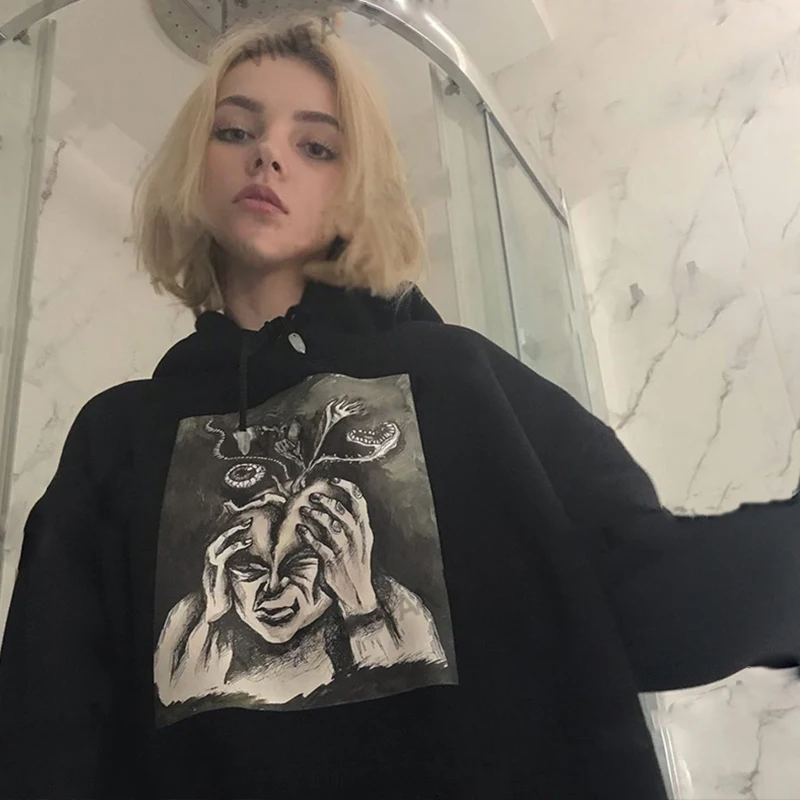 

High street Harajuku American cartoon print black oversize pocket street hooded sweater round neck warm loose casual retro