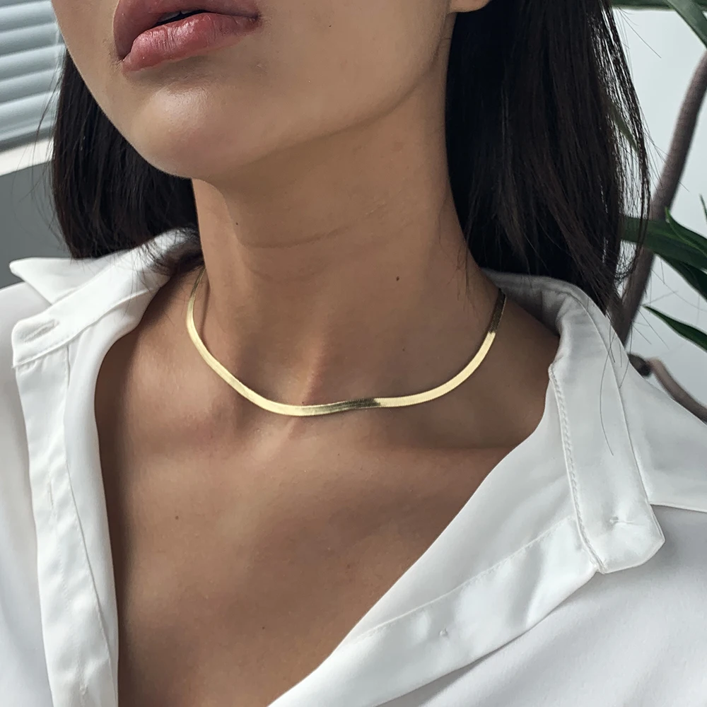 Золотая цепочка в виде змеи ожерелье чокер для женщин панк плоская с лезвием