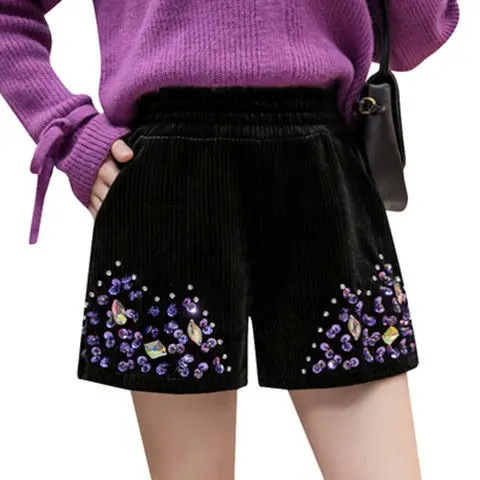 

2021 New Autumn Winter Fashion Women Shorts Corduroy Loose Black High Waist Beading Sequins Shorts Hot Shorts Feminino Y544