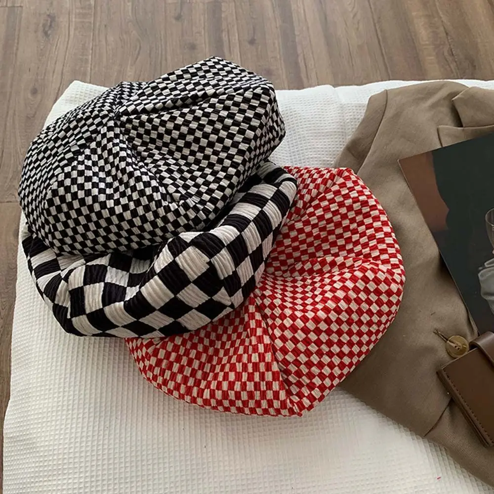

1PC Berets Korean Checkerboard Lattice Beret Retro Cloud Cap Big Head Circumference Thin Painter Cap