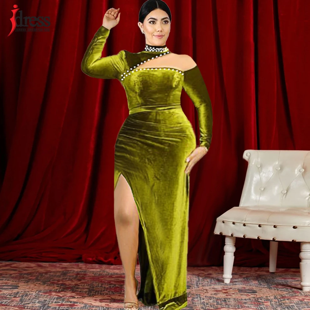 Женское вечернее платье iDress с длинным рукавом зеленое бисером и разрезом сбоку