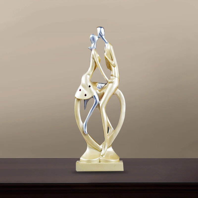 

European-style Creative Home Furnishing Lovers Decoration Living Room Bedroom Decoration Crafts Resin Task Sculpture