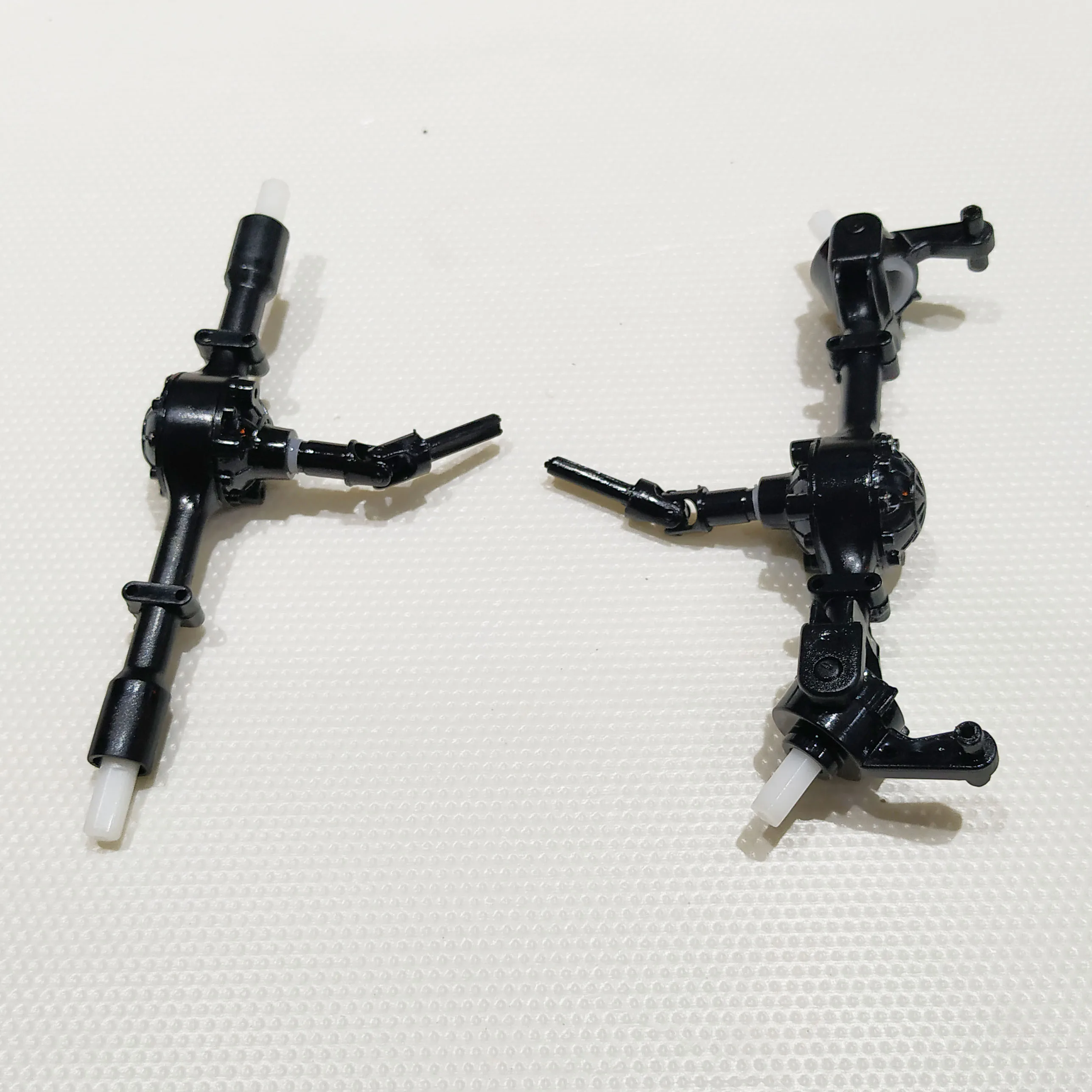 Пластмассовые оси. Пластмассовые оси. Plastic injection molding. Оси фиксации шестигранник. Пластмассовые оси.