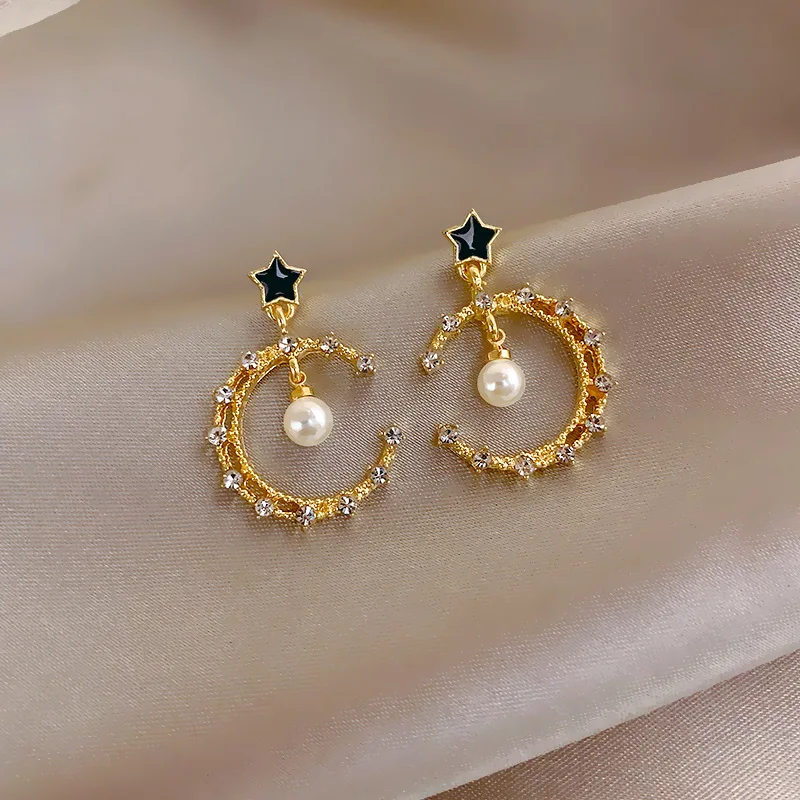 

Star moon flash diamond earrings pearl earrings temperament Joker net red personality earrings