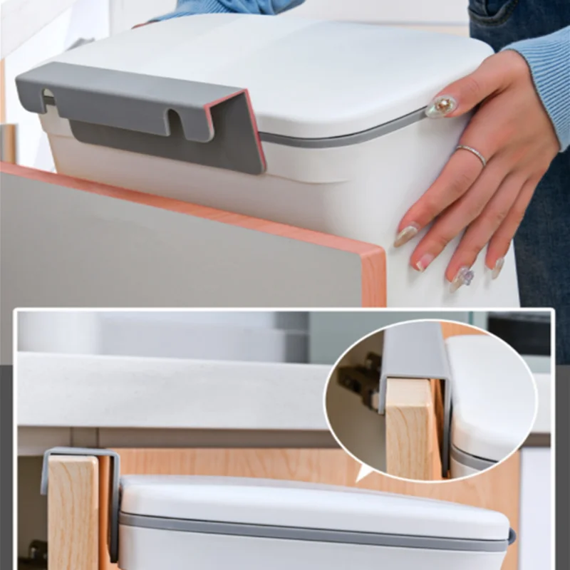 

7L / 9L Wall Mounted Trash Can Bin With Lid Waste Bin Kitchen Cabinet Door Hanging Trash Bin Garbage Car Recycle Dustbin Rubbish