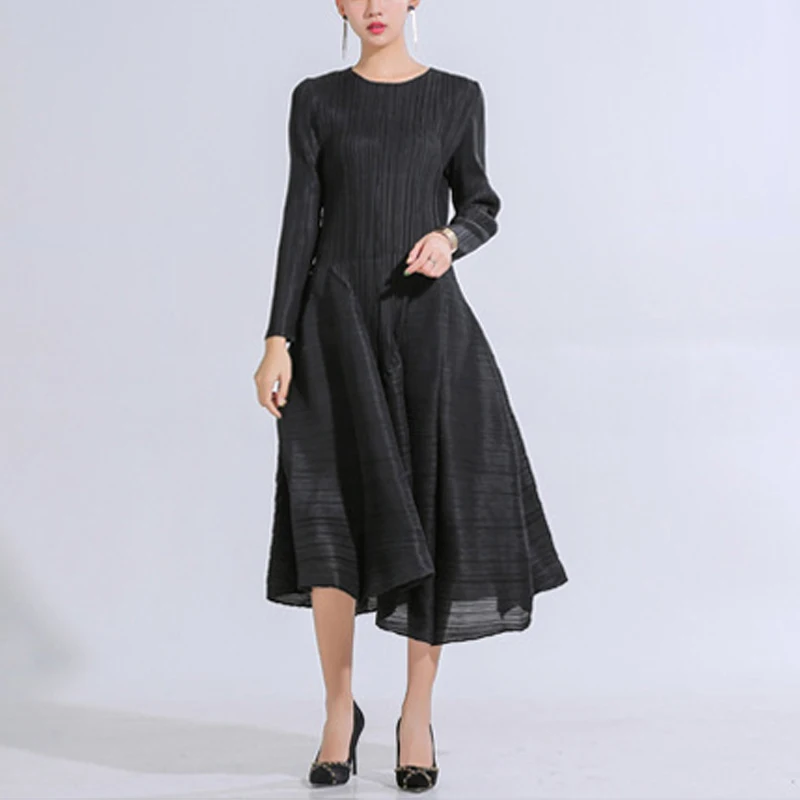 Black Changpleat Весенние новые женские платья Miyak плиссированные модные однотонные с o-образным вырезом солидные Большие размеры с длинным рукавом женское платье D8980 - Цвет: Black