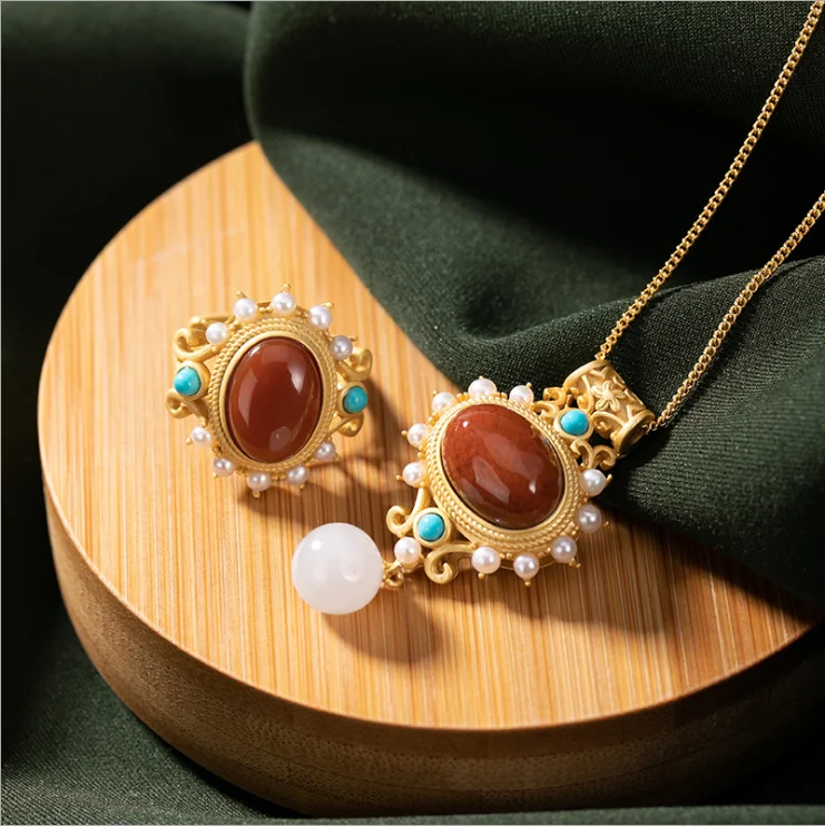 

Natural South Red Agate 925 silver inlaid pearl turquoise pendant necklace niche light luxury charm female brand jewelry set