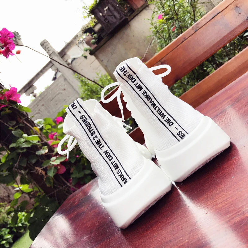 2019 Женская белая спортивная обувь женские летние носки кроссовки здоровье на