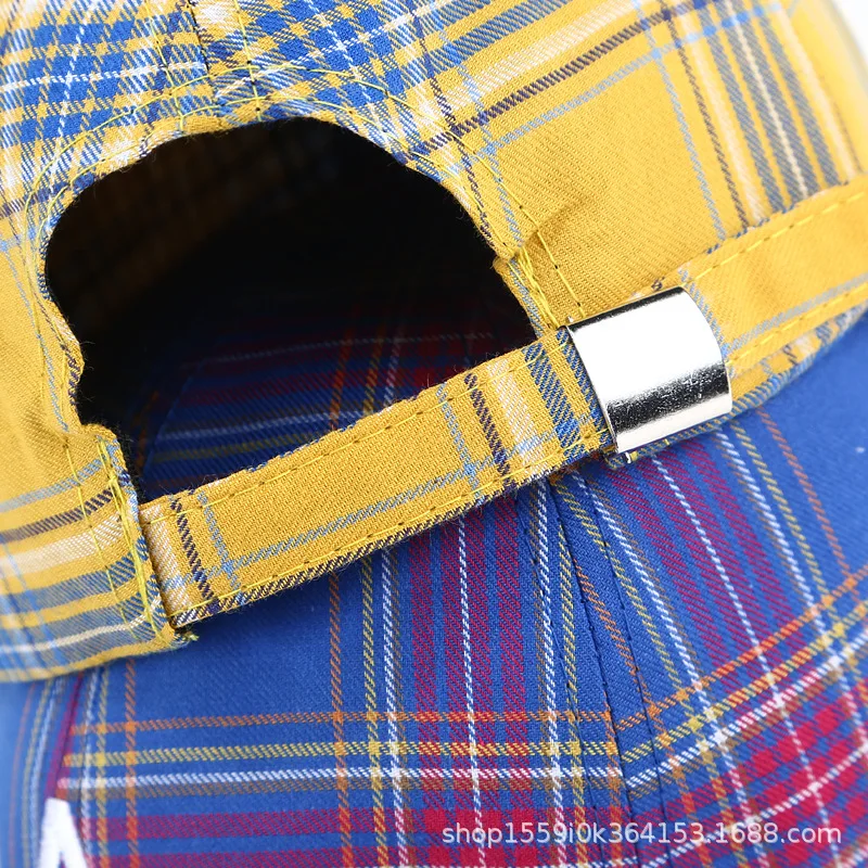 

The New Korean Version of The Letter A Lattice Baseball Caps Women Retro Casual Wild Fashion Cap Bone Feminino Cappellini Uomo