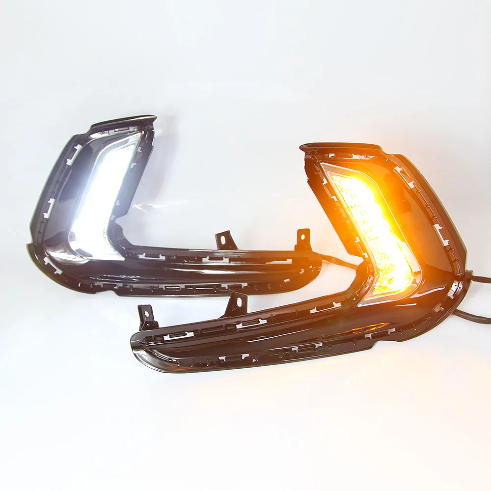 

eOsuns led daytime running lights flowing yellow turn signal for Hyundai Elantra 2016-2017