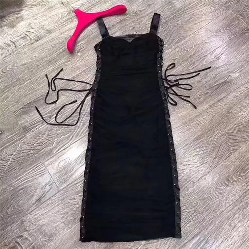 

VGH Black Ruched Dress For Women Strapless Sleeveless High Waist Slim Sexy Midi Dresses Female 2020 Summer Fashion Clothing