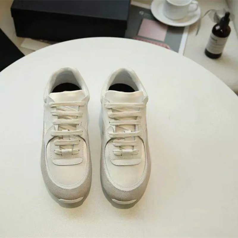 Женские кроссовки новинка 2019 Брендовые женские дизайнерские кожаная обувь для