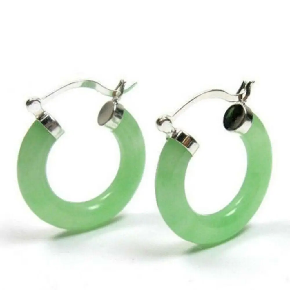 

Fashion Natural Light Green jade Silver Snap Closure Earrings