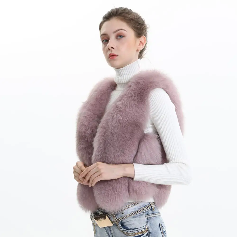 Жилет женский из натурального лисьего меха