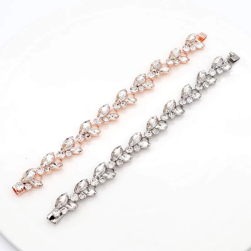 Женский браслет с подвесками из розового золота кристаллами роскошные