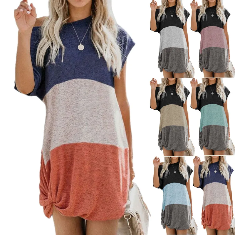 

Летнее женское платье с коротким рукавом и крутящимся контрастным принтом