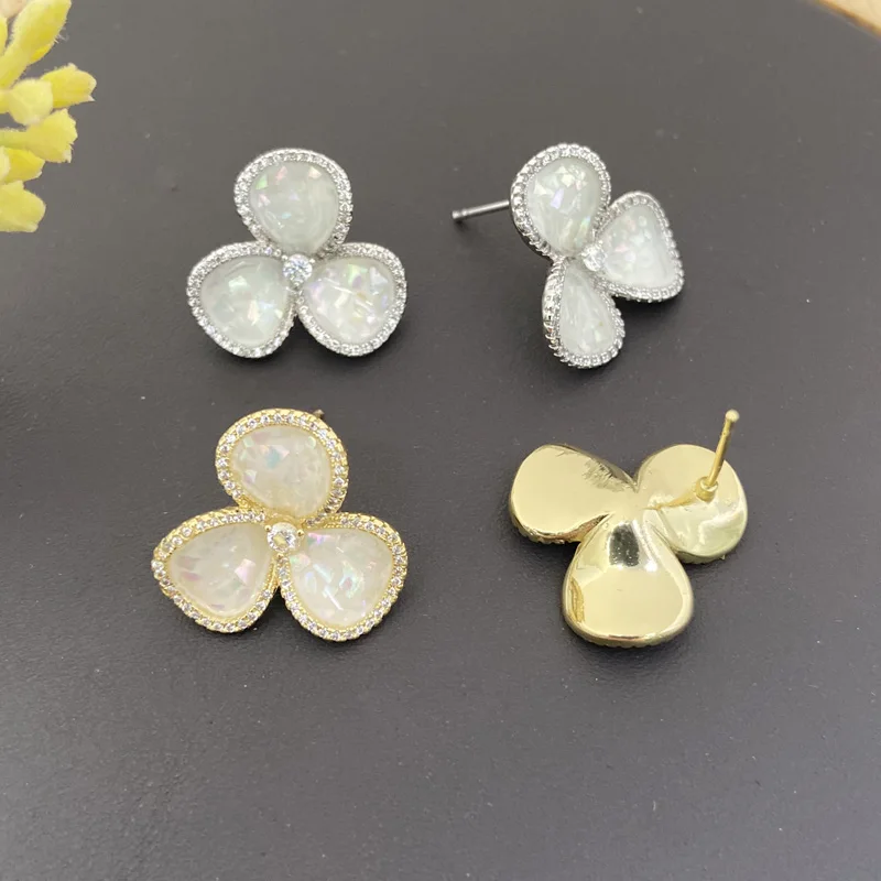 

Vanifin Fashion Jewelry Set Elegant Acrylic Plum Blossom Micro Pave Necklace with Earring for Women Wedding Anniversary Best Gif