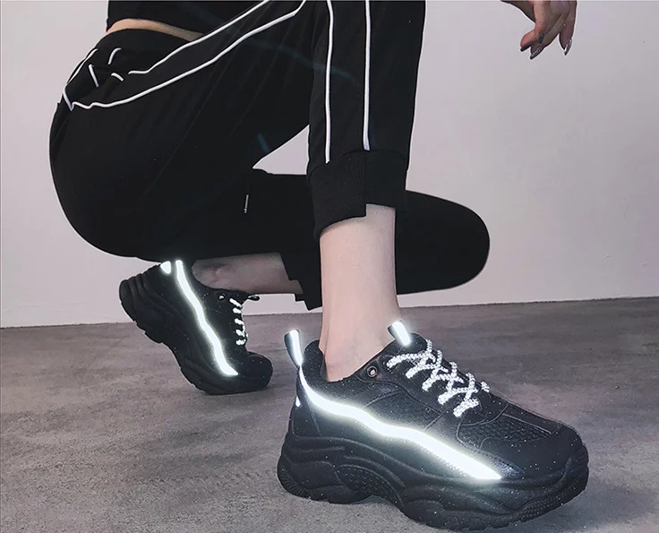 Новинка; женские дышащие кроссовки; женские кроссовки на танкетке; zapatos De Mujer; Повседневная обувь со светоотражающими элементами