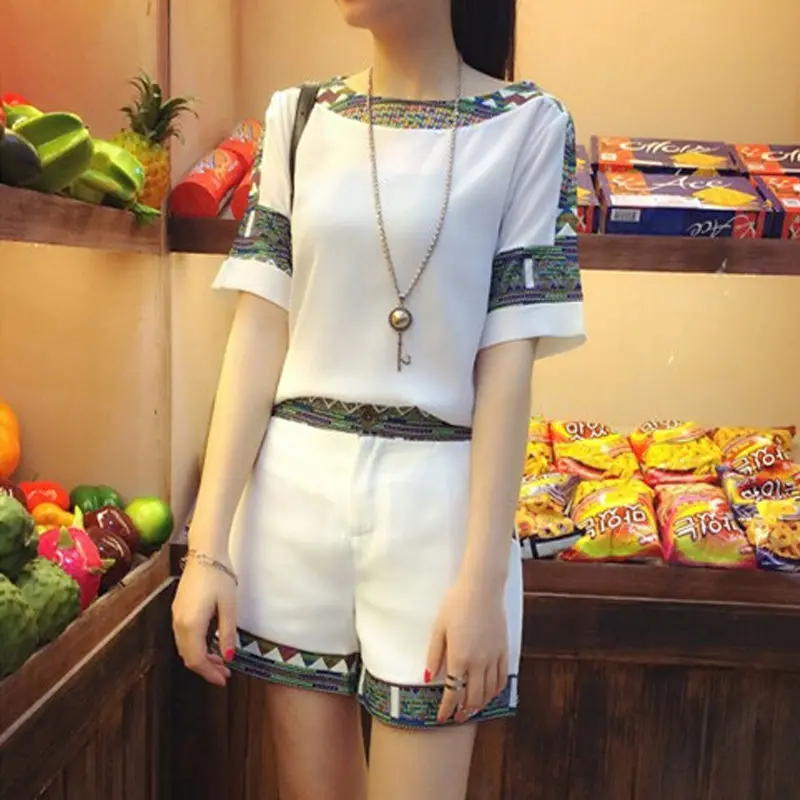 

Suit WOMEN 'S 2021 New Summer Fashion WOMEN 'S Short Sleeve Stitching Jacket Wide Leg Shorts Casual Two - piece Tide