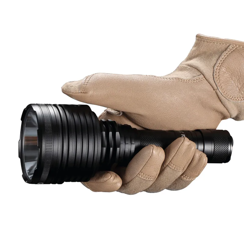 Цена NITECORE P30i Перезаряжаемые фонарик CREE XHP35 HI светодиодный 2000 лм, 1000 метр прожектор с 21700 Батарея для охоты поиск