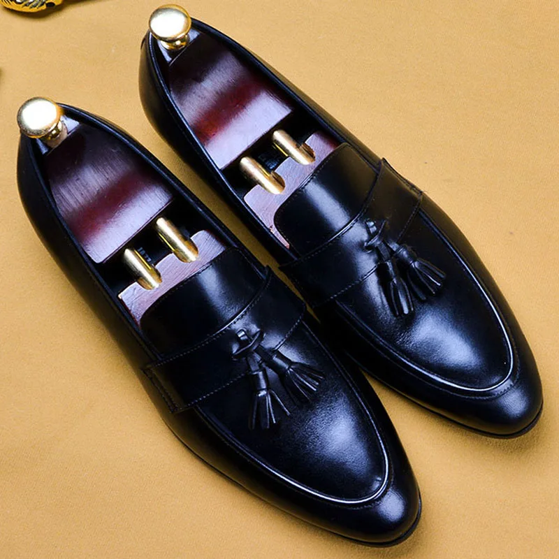 Мужские модельные туфли Лоферы с кисточками Цвет черный хаки Кожаная