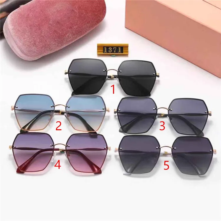 

Luxury Designer Original Brand Oversize Polarized Sunglasses Women Driving Shades Glasses Europe Vintage Cat Eye Eyewear UV400