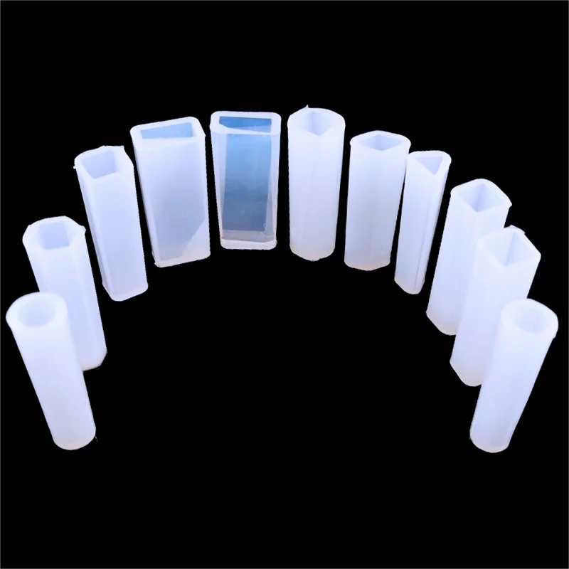 

A number of irregular three-dimensional column diamond cut crystal pendant mold jewelry accessories jewelry tools