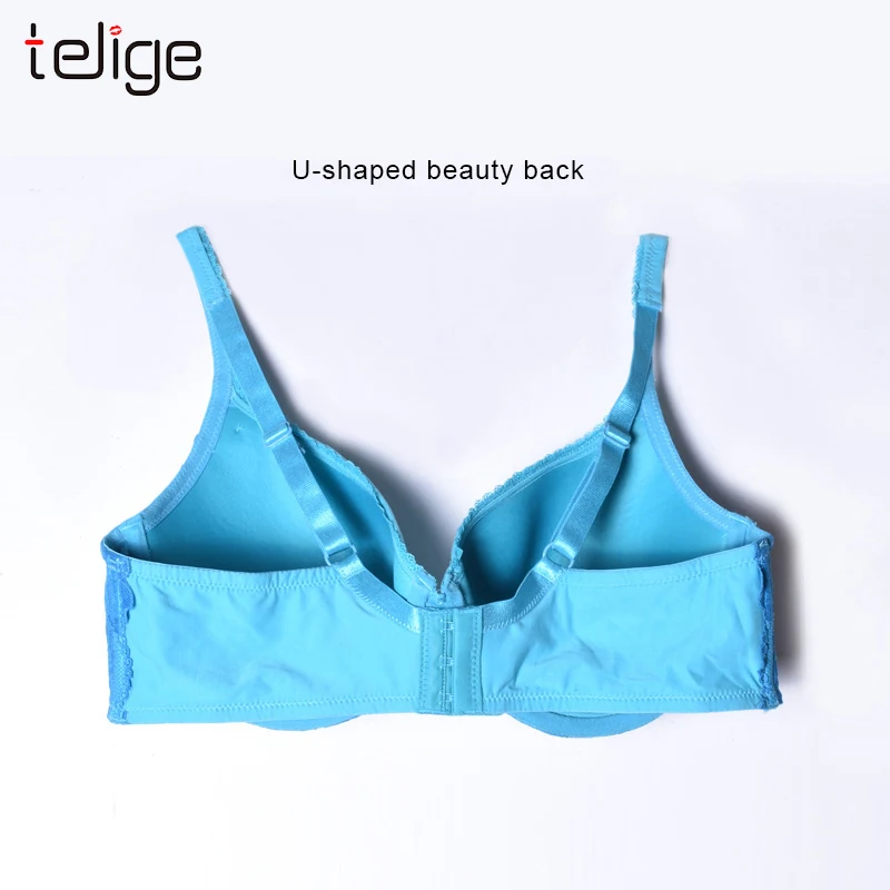 Бюстгальтер женский кружевной с чашками пуш ап и глубоким V образным