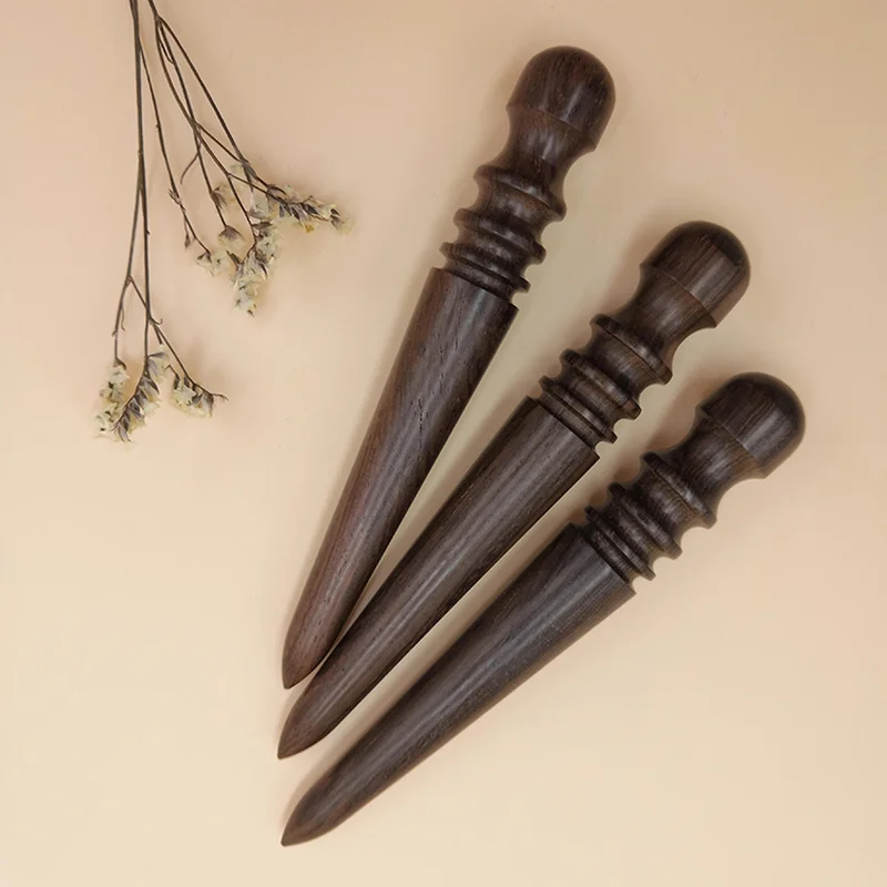 Три части сандалового дерева полированный круглый деревянный брусок Обрезка