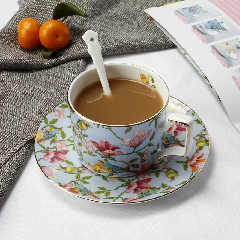 

Nordic Luxury Style Bone China Coffee Cup High Quality Simple European Tea Cups Modern Espresso Cups Tazas Drinkware New DA60BYD