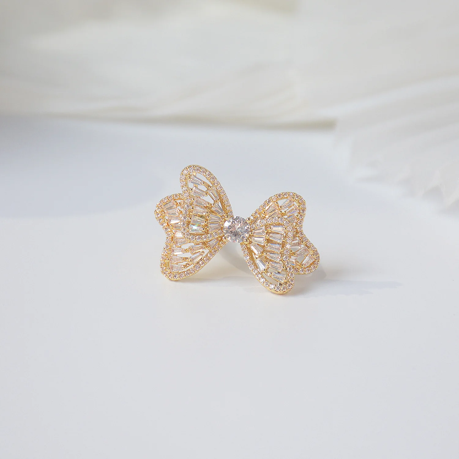 

14K Real Gold Exquisite Temperament with Three-dimensional Bow Open Design Cz Ring for Women Date Jewelry